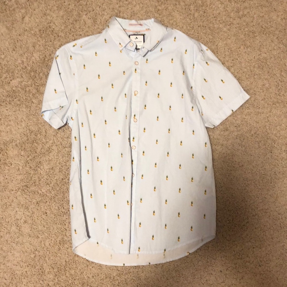 Pineapple Button Up - Picture 1 of 1